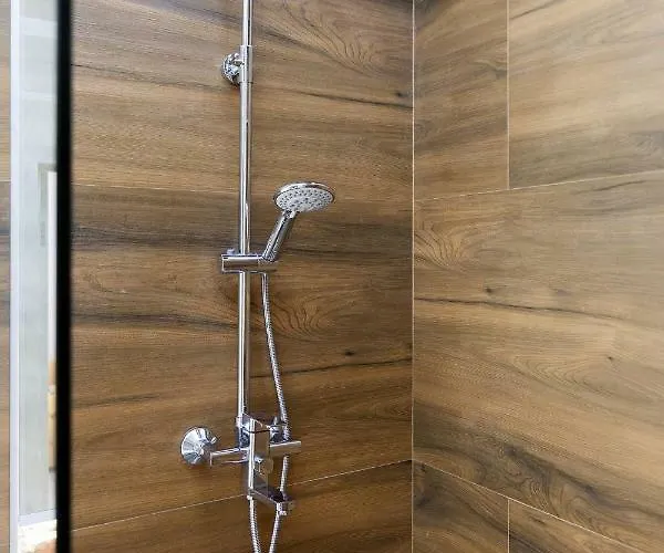 Apartment Leogrand Loft On Lychakivska 4 Lemberg