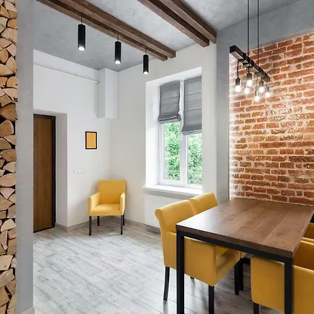 Leogrand Loft On Lychakivska 4 Daire Lviv